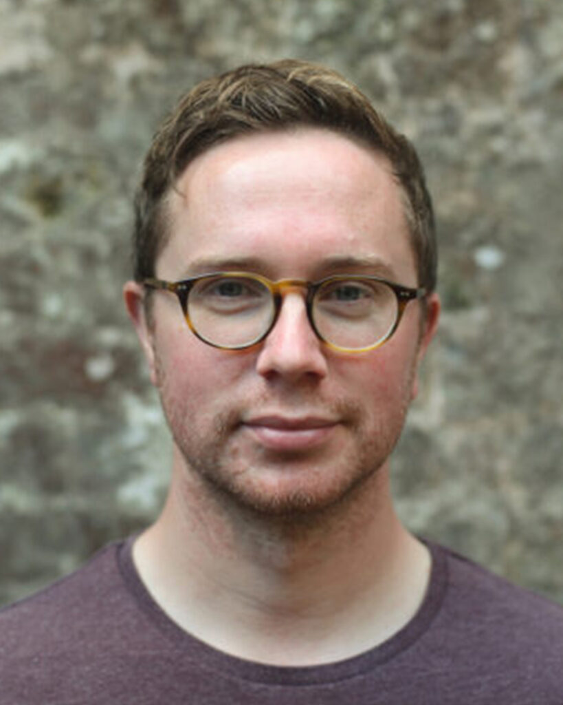 Andy Cummins headshot